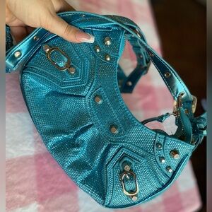 Cagole style blue rhinestone crossbody bag